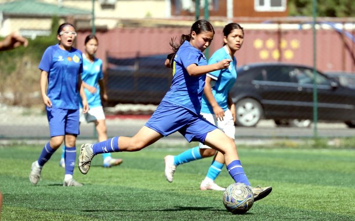 Футболистки «Дордоя» (U-16) начинают второй круг с ничьей