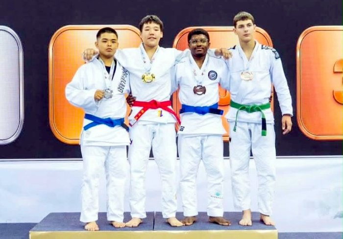 Золото с чемпионата Азии по бразильскому джиу-джитсу!