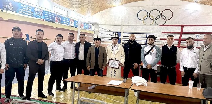 В Сулюкте почтили память героев Баткенских событий